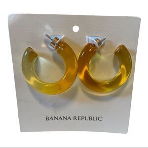 Banana Republic Amber Colored 3/4 C Hoop Earrings.